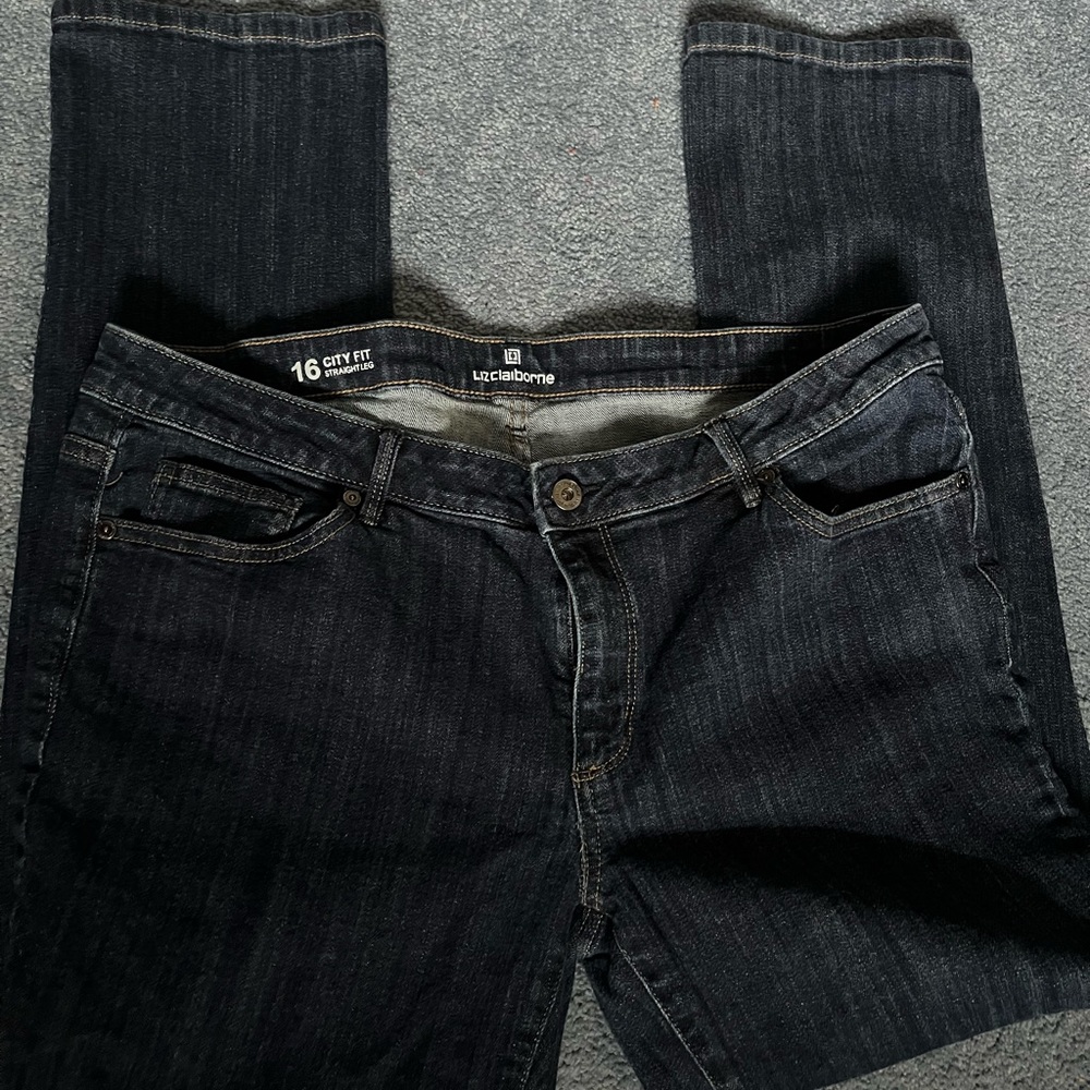 Liz Claiborne City Fit Straight Blue Jeans Women's Size 16